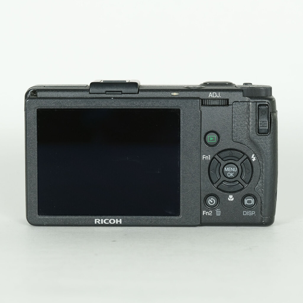 RICOH GR DIGITAL III ≪S数11458回≫ デジタルカメラ gr digital iii GR DIGITAL III / デジタルカメラ生産