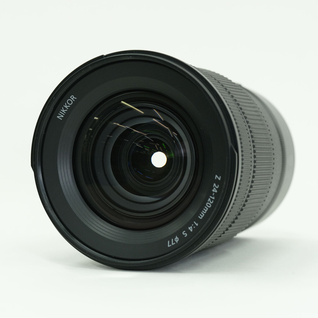 Nikon NIKKOR Z 24-120mm f/4 S Nikon NIKKOR Z 24-120mm f/4 S