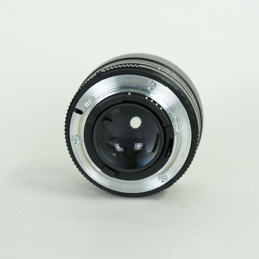 Carl Zeiss Planar T* 50mm F1.4 ZF.2 [ニコンF用]