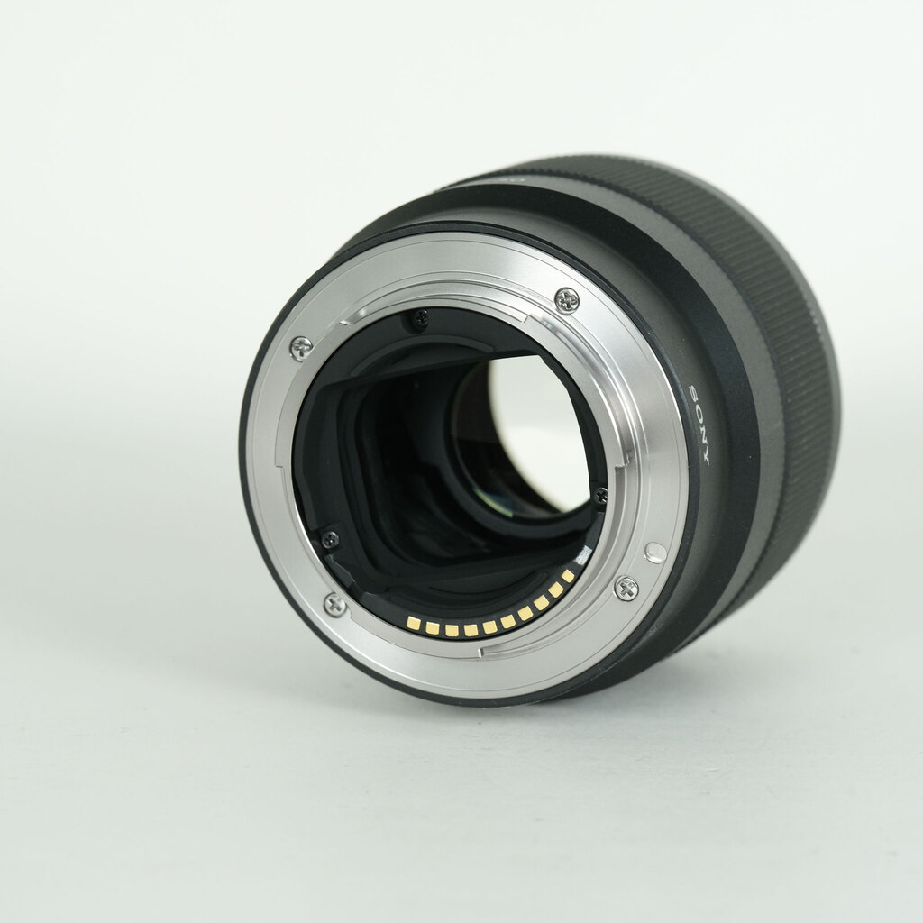 SONY FE 50mm F1.8 SEL50F18Fの出品 | ONE SCENE（ワンシーン）