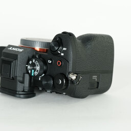 SONY α7 IV(ILCE-7M4) SONY α7 IV(ILCE-7M4)