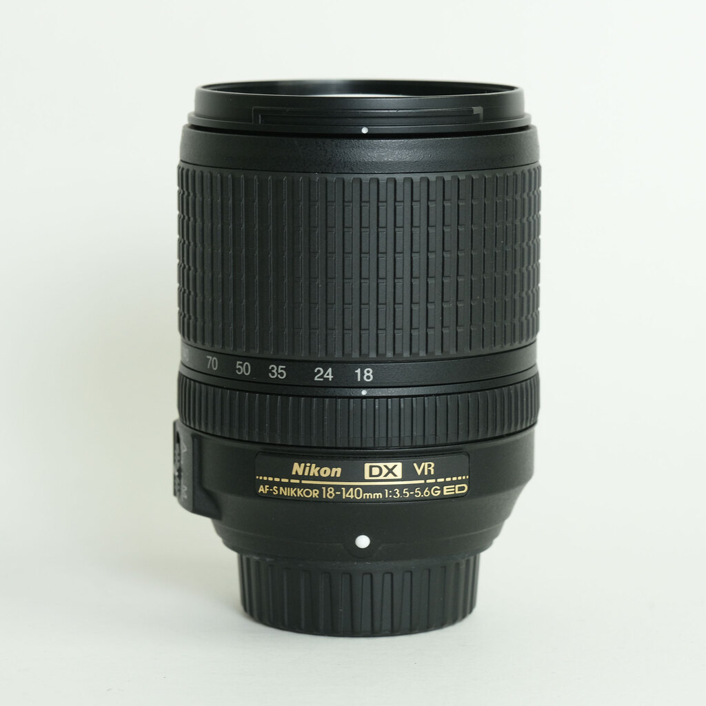 Nikon AF-S DX NIKKOR 18-140mm F3.5-5.6G ED VR
