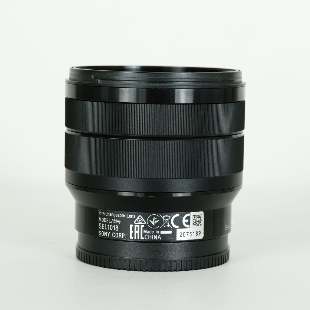 SONY E 10-18mm F4 OSS SEL1018