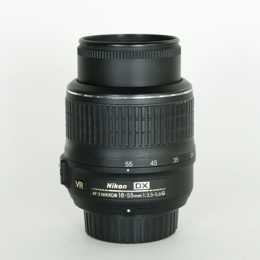 Nikon AF-S DX NIKKOR 18-55mm F3.5-5.6 G VR