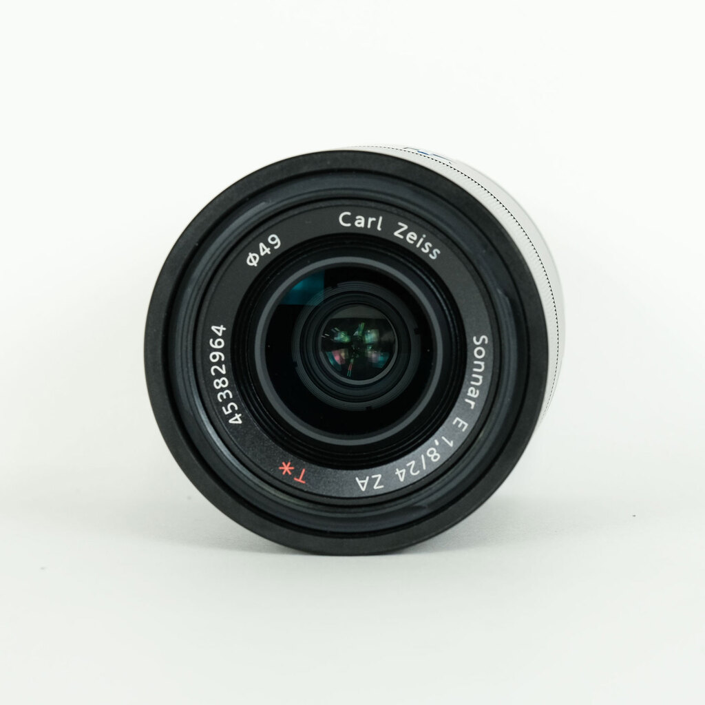 SONY Sonnar T* E 24mm F1.8 ZA SEL24F18Z