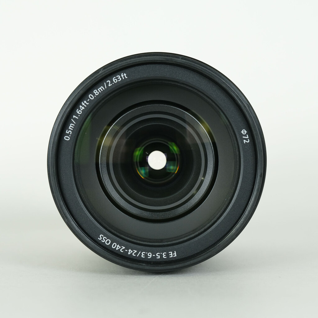SONY FE 24-240mm F3.5-6.3 OSS SEL24240
