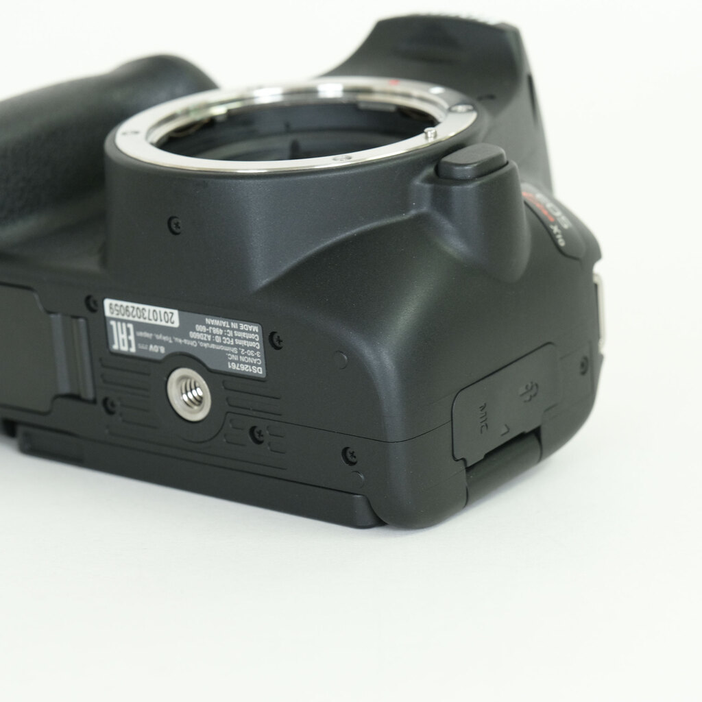 Canon EOS Kiss X10