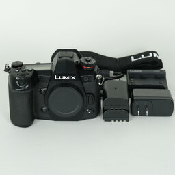 Panasonic LUMIX DC-G9 PRO