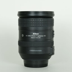 Nikon AF-S DX NIKKOR 18-200mm F3.5-5.6G ED VR II Nikon AF-S DX NIKKOR 18-200mm F3.5-5.6G ED VR II