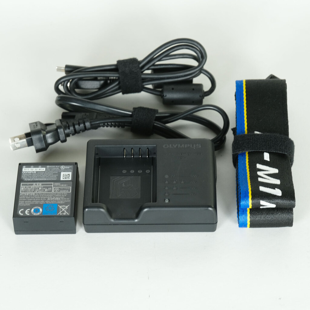 OLYMPUS OM-D E-M1 Mark III