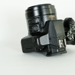 Panasonic LUMIX DMC-FZ300