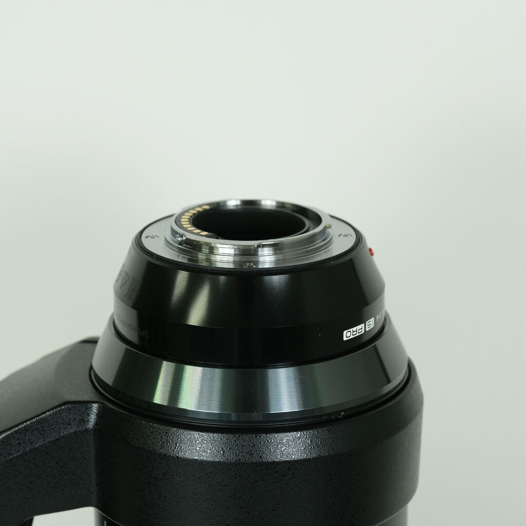 OLYMPUS M.ZUIKO DIGITAL ED 300mm F4.0 IS PRO