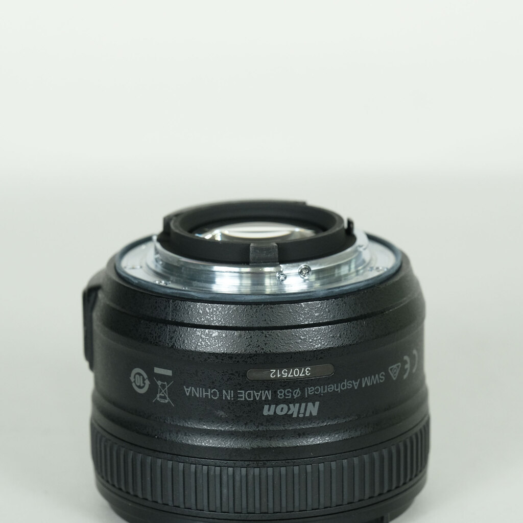 Nikon AF-S NIKKOR 50mm f/1.8Gの出品 | ONE SCENE（ワンシーン）