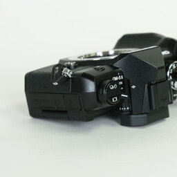 OM SYSTEM OM-5 Mark II ボディ ブラック
