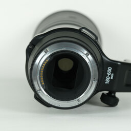 Nikon NIKKOR Z 180-600mm f/5.6-6.3 VR Nikon NIKKOR Z 180-600mm f/5.6-6.3 VR