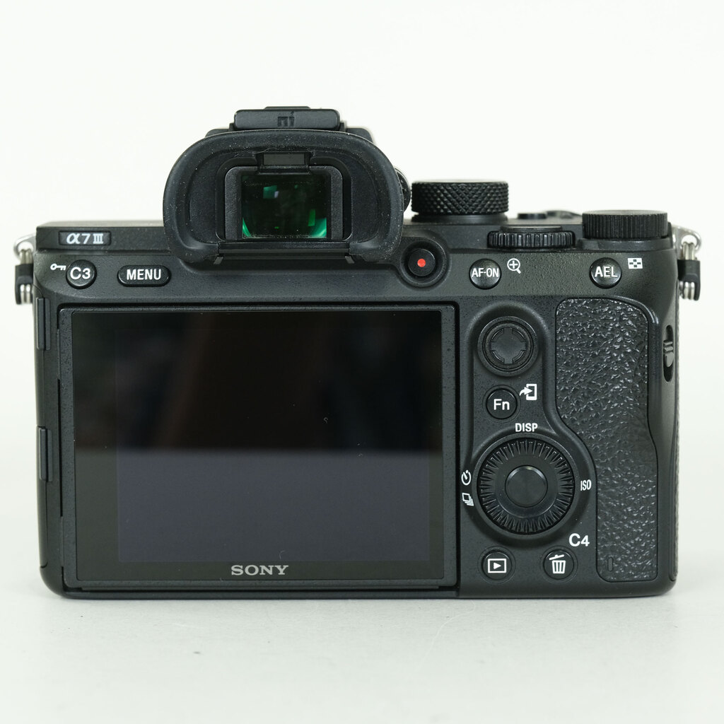 SONY α7 III(ILCE-7M3) SONY α7 III(ILCE-7M3)