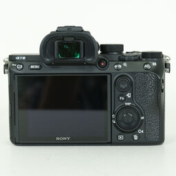 SONY α7 III(ILCE-7M3) SONY α7 III(ILCE-7M3)