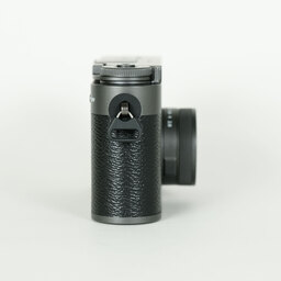 FUJIFILM X half X-HF1