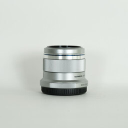 OLYMPUS M.ZUIKO DIGITAL 45mm F1.8