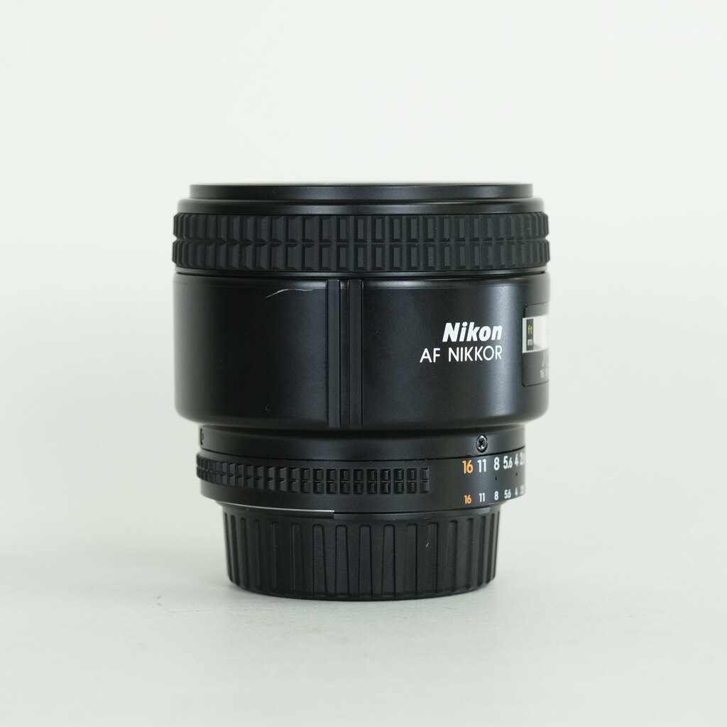 Nikon Ai AF Nikkor 85mm f/1.8D