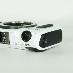 Canon EOS M ボディ ホワイト