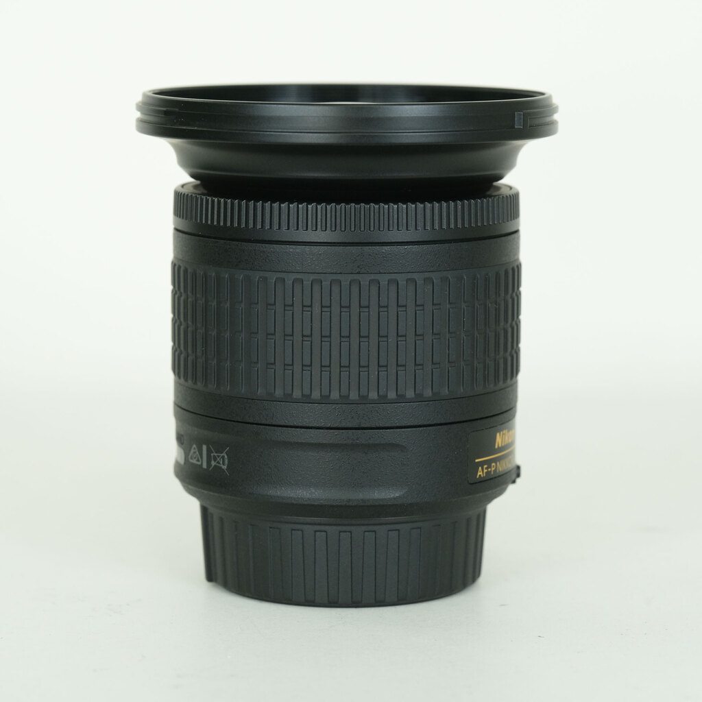 Nikon AF-P DX NIKKOR 10-20mm F4.5-5.6G VR Nikon AF-P DX NIKKOR 10-20mm F4.5-5.6G VR