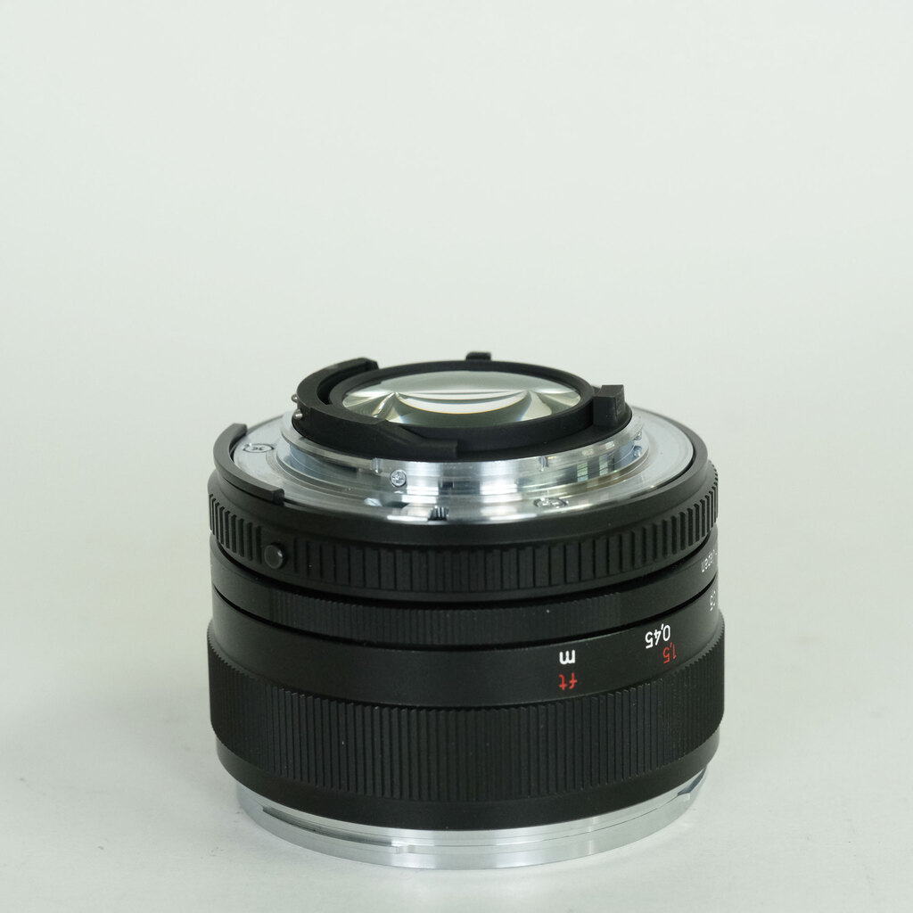 Carl Zeiss Planar T* 50mm F1.4 ZF.2 [ニコンF用]