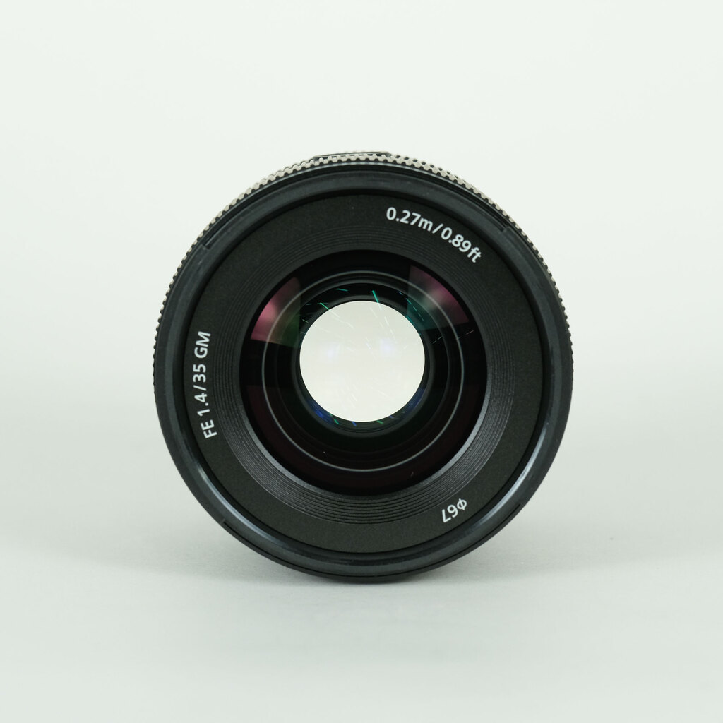SONY FE 35mm F1.4 GM SEL35F14GMの出品 | ONE SCENE（ワンシーン）