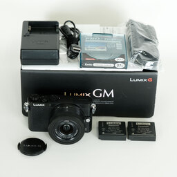 Panasonic LUMIX DMC-GM1Kレンズキット ブラック
