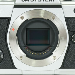 OM SYSTEM OM-3