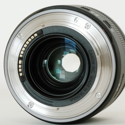 Canon RF35mm F1.8 MACRO IS STM