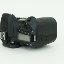 Canon EOS 80D Canon EOS 80D