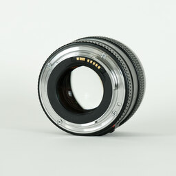 Canon EF85mm F1.8 USM