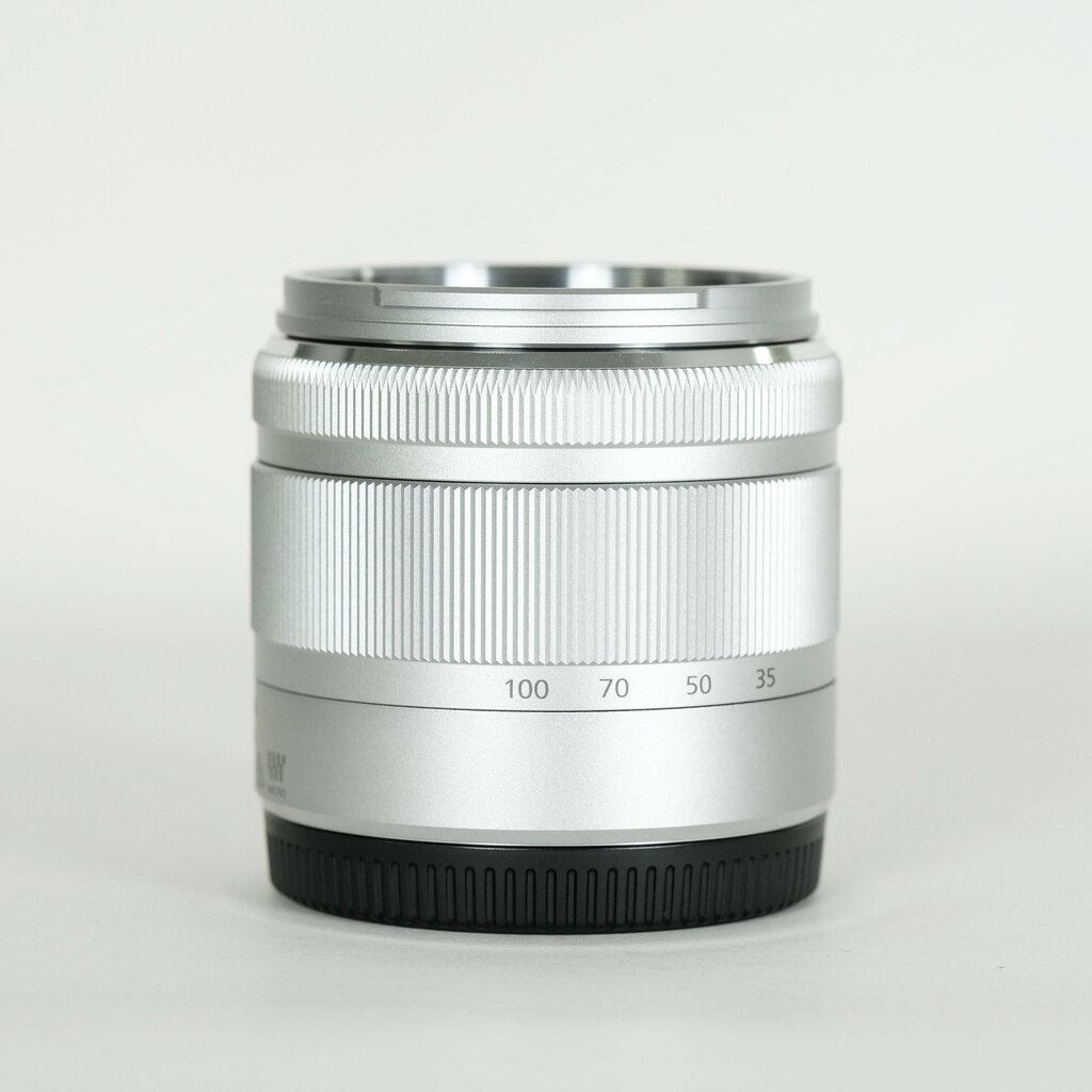 Panasonic LUMIX G VARIO 35-100mm / F4.0-5.6 ASPH. / MEGA O.I.S.