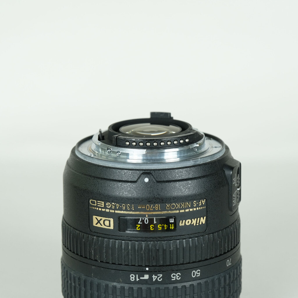 カメラ Nikon ニコン AF-S DX Nikkor 18-70mm F/3.5-4.5 G ED IF ズーム