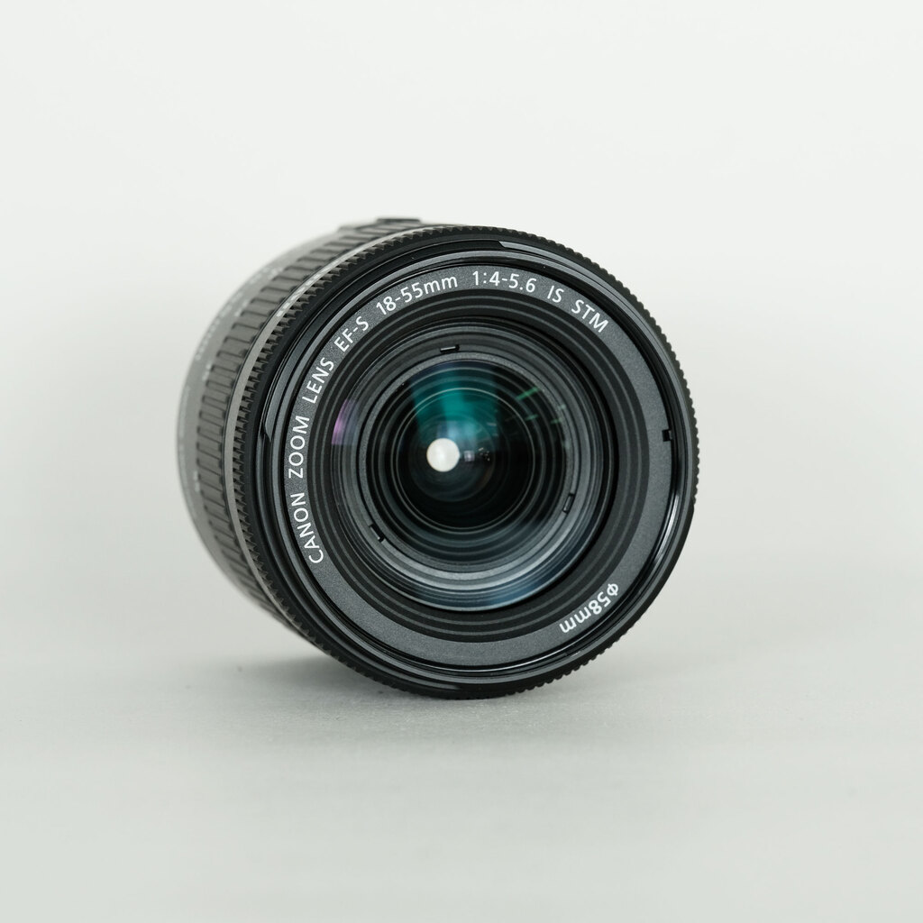 Canon EF-S18-55mm F4-5.6 IS STM