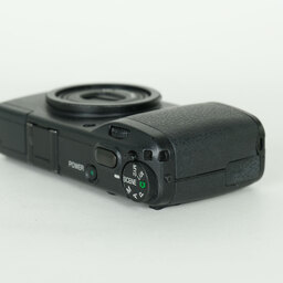 RICOH GR DIGITAL II