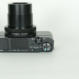 SONY Cyber-shot DSC-RX100M4