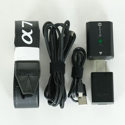 SONY α7 IV(ILCE-7M4) SONY α7 IV(ILCE-7M4)