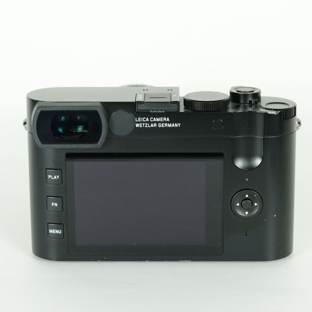 Leica Q2 デジタルカメラ 黒 付属品・箱付き LEICA Q2の出品 | ONE SCENE（ワンシーン）