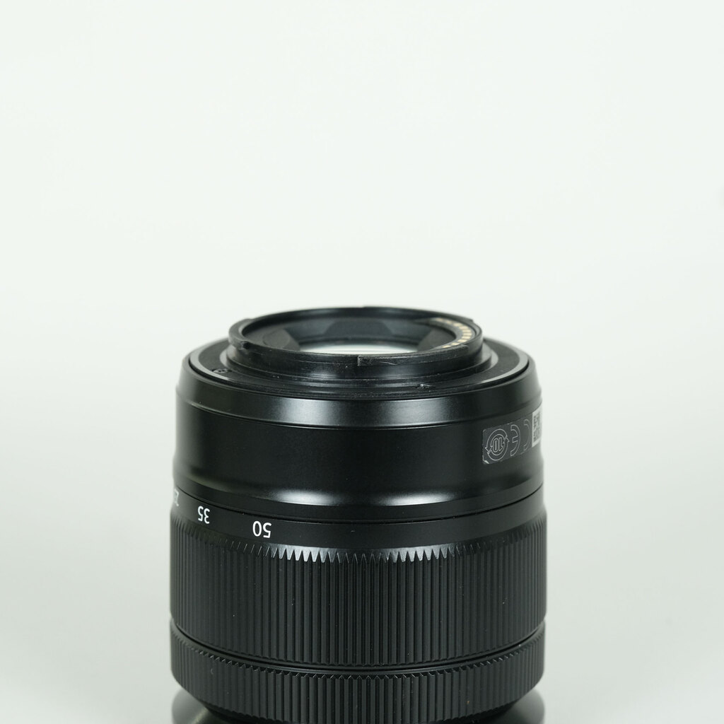 FUJIFILM フジノン XC16-50mm F3.5-5.6 OIS ブラック
