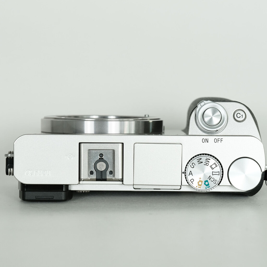 SONY α6000（ILCE-6000）