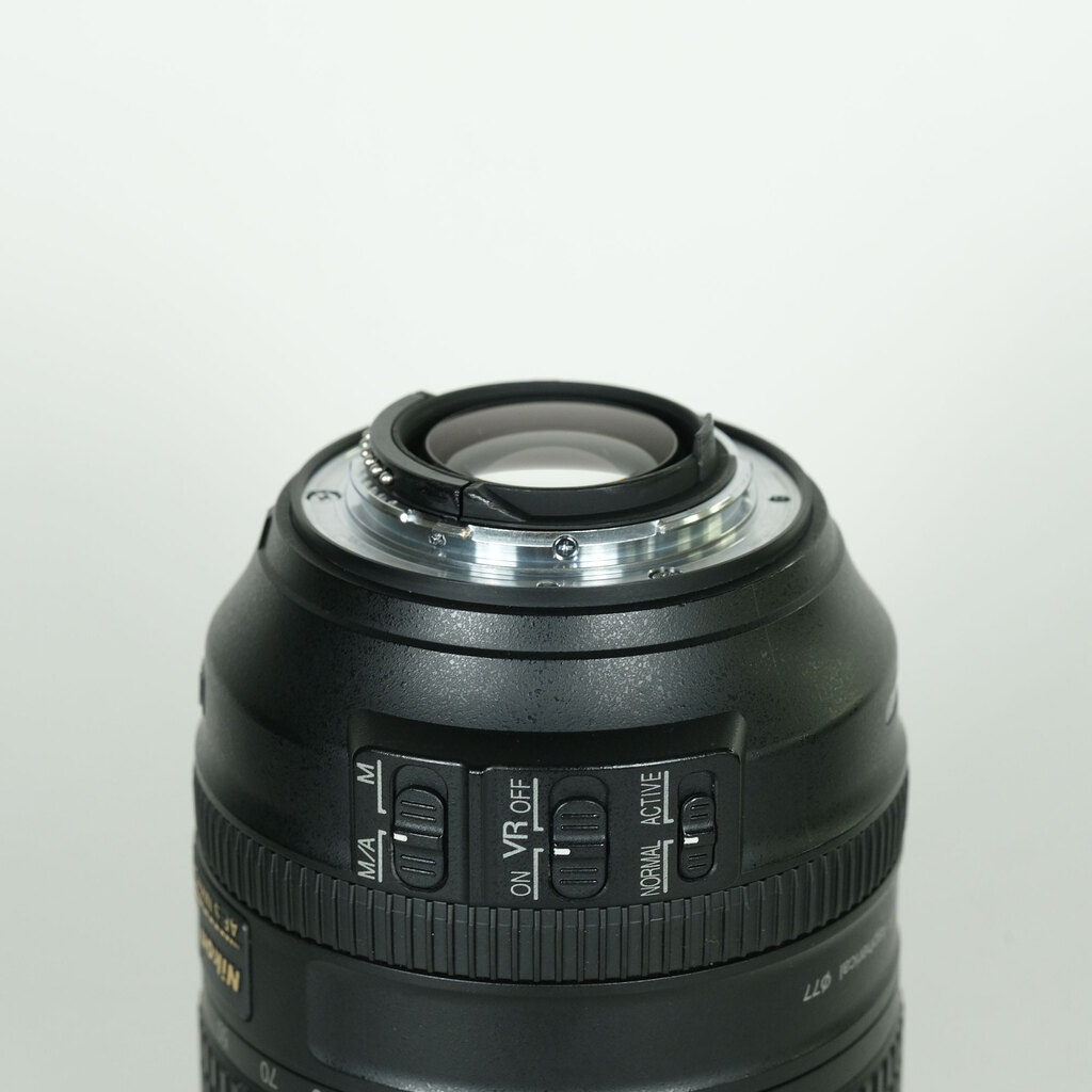 Nikon AF-S NIKKOR 24-120mm f/4G ED VR Nikon AF-S NIKKOR 24-120mm f/4G ED VR