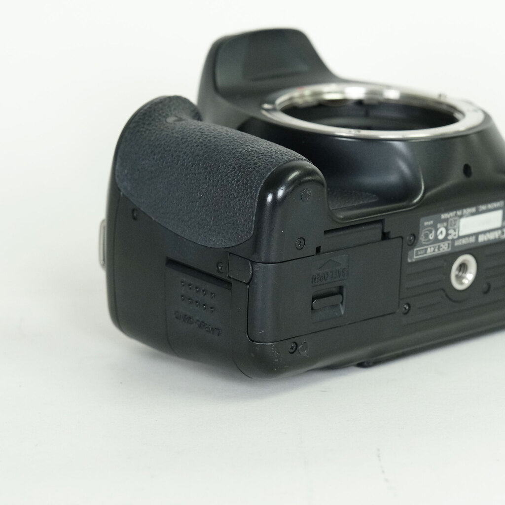 Canon EOS Kiss X5 ボディ