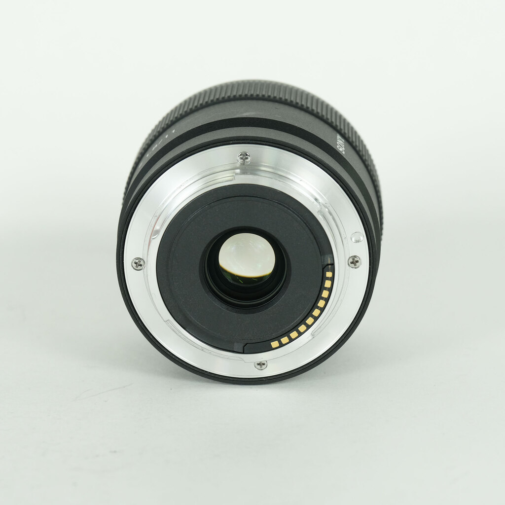 SONY E 11mm F1.8 SEL11F18の出品 | ONE SCENE（ワンシーン）