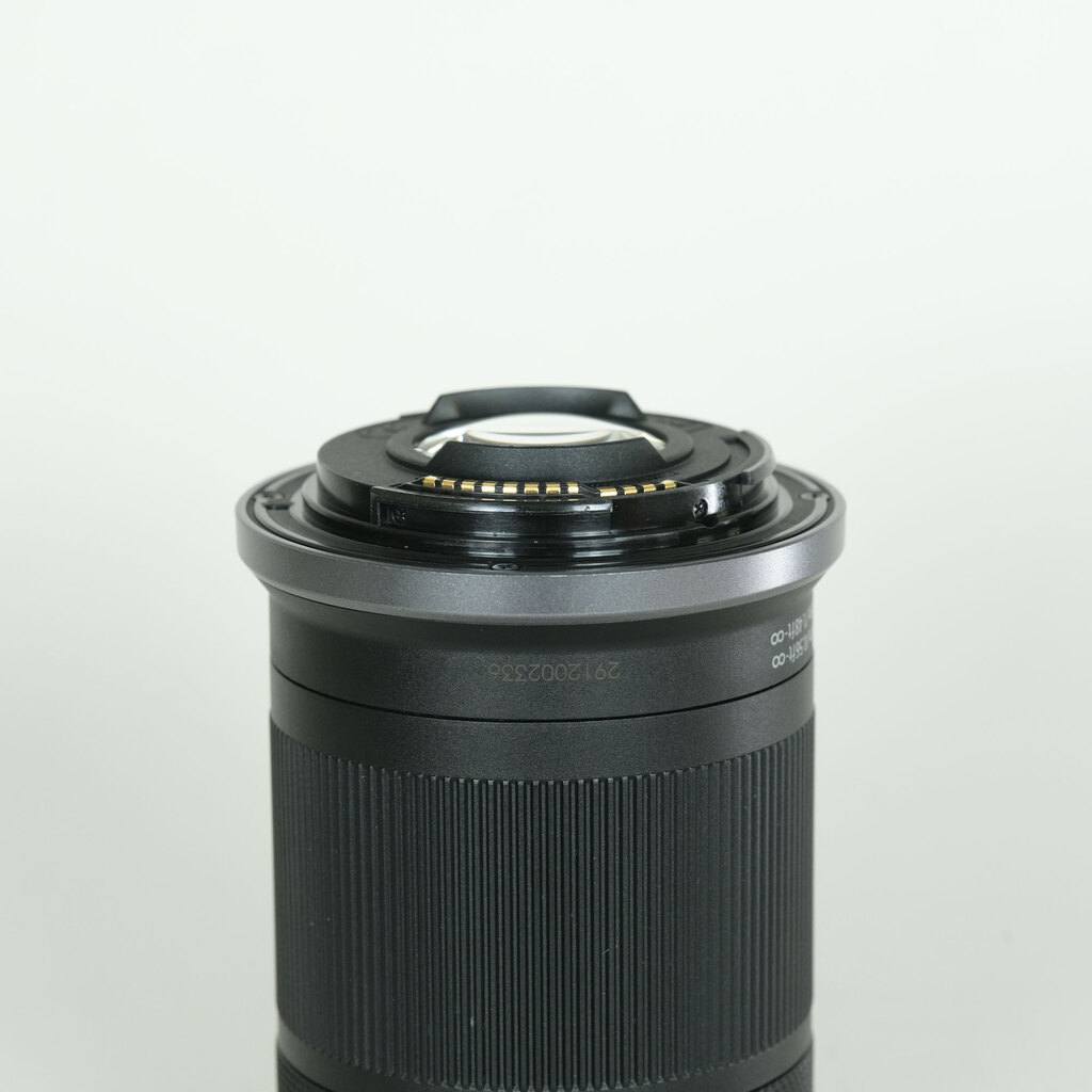 Canon RF-S18-150mm F3.5-6.3 IS STM