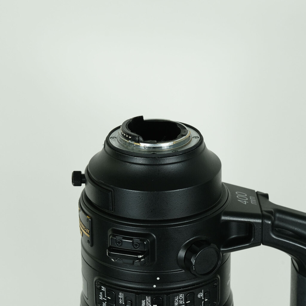 Nikon AF-S NIKKOR 400mm f/2.8E FL ED VR Nikon AF-S NIKKOR 400mm f/2.8E FL ED VR