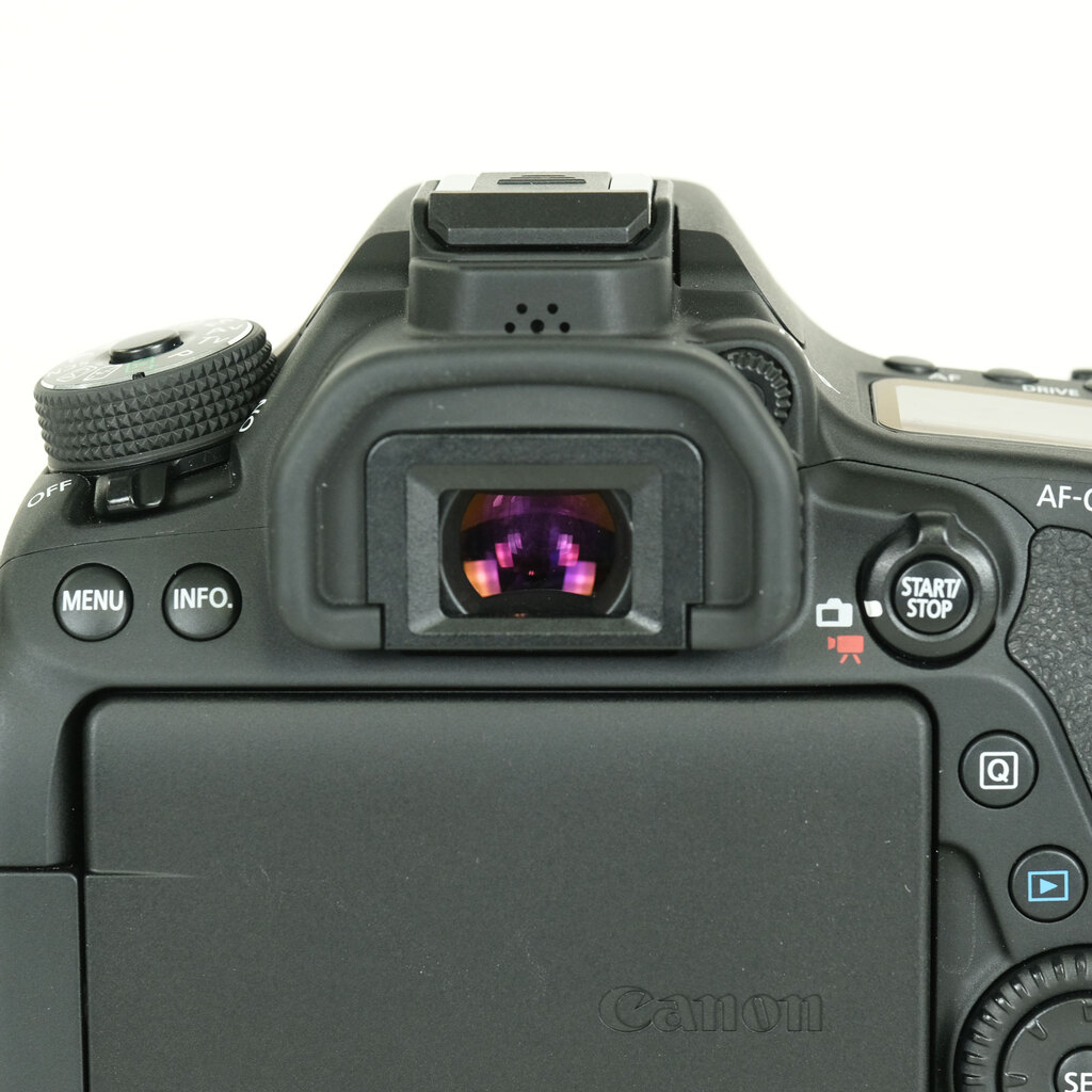 Canon EOS 80D