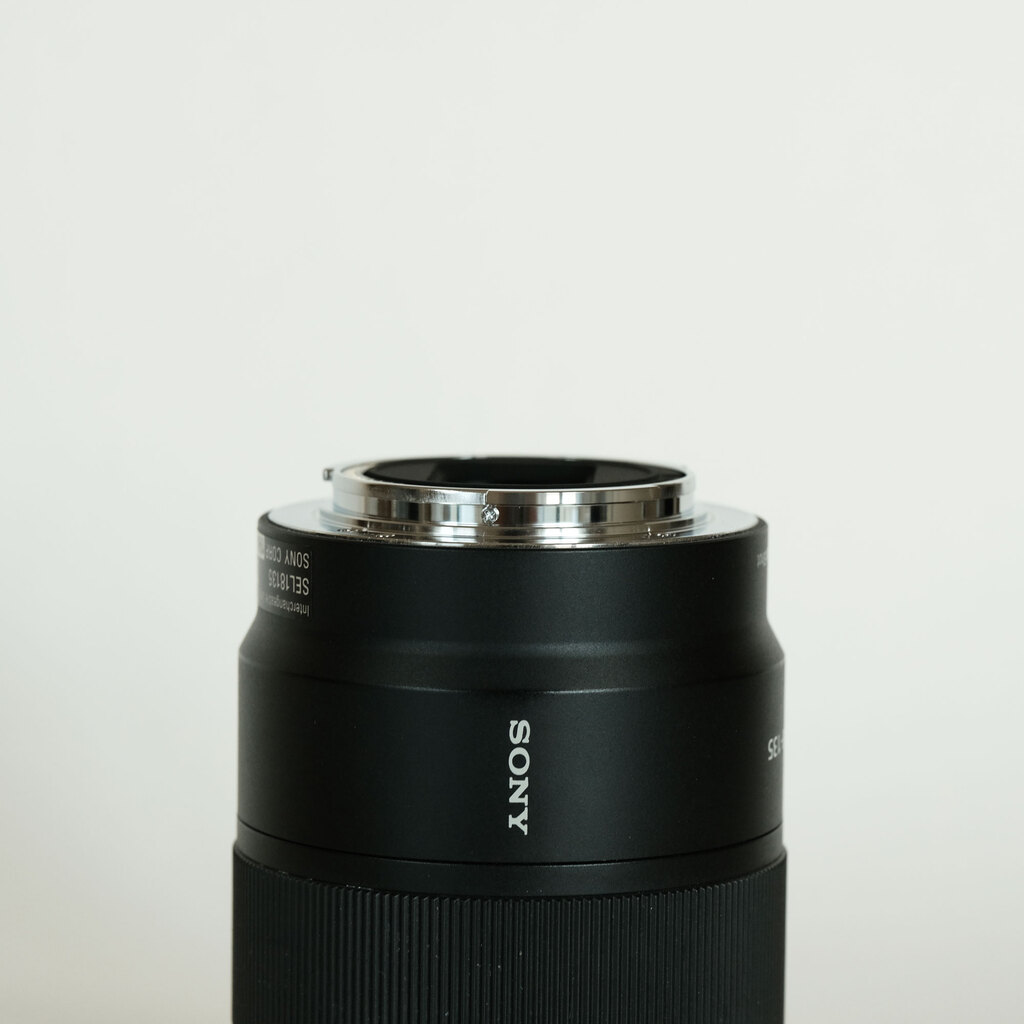 SONY E 18-135mm F3.5-5.6 OSS SEL18135