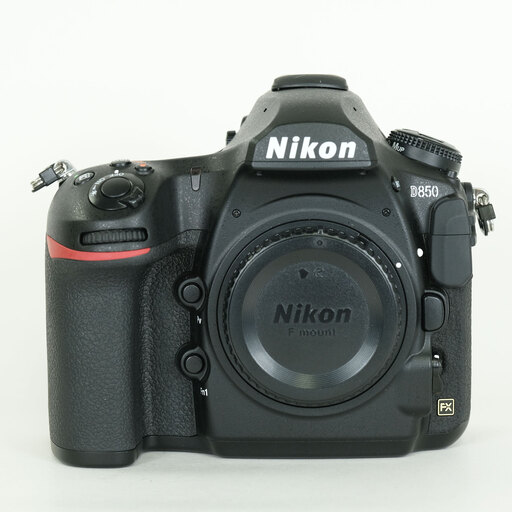 Nikon D850